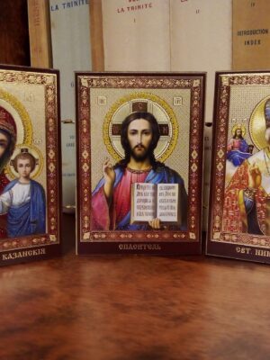 Kristuse, Jumalasünnitaja ja püha Nikolai kolmikikoon