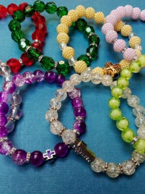 Palvehelmed-käevõru (8 värvi)