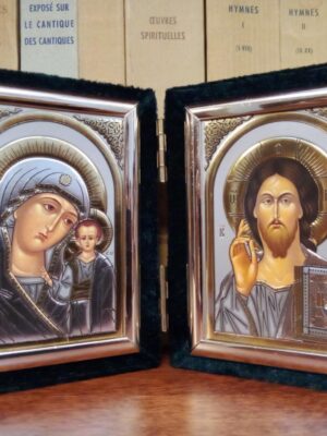 Kristuse ja Jumalaema kaksikikoon (tumeroheliste kaantega, ca 11 x 9 cm)