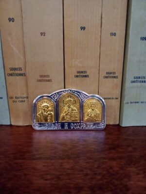 Kristuse, Jumalaema ja püha Nikolai kolmikikoon (ca 7 x 4 cm)