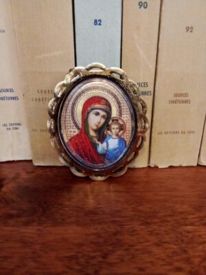 Jumalaema ikoon II (ovaalne, ca 7 x 6 cm)