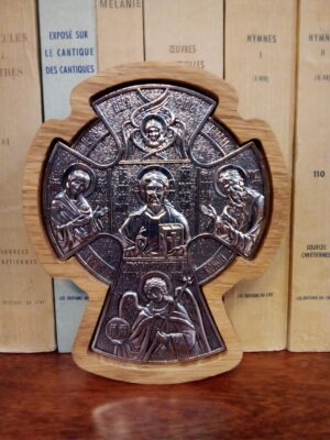 Metallist rist (hõbedane, ca 13 x 10,5 cm)